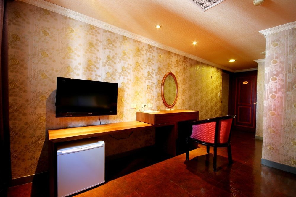 Golden Home Hotel Taipei Exterior foto